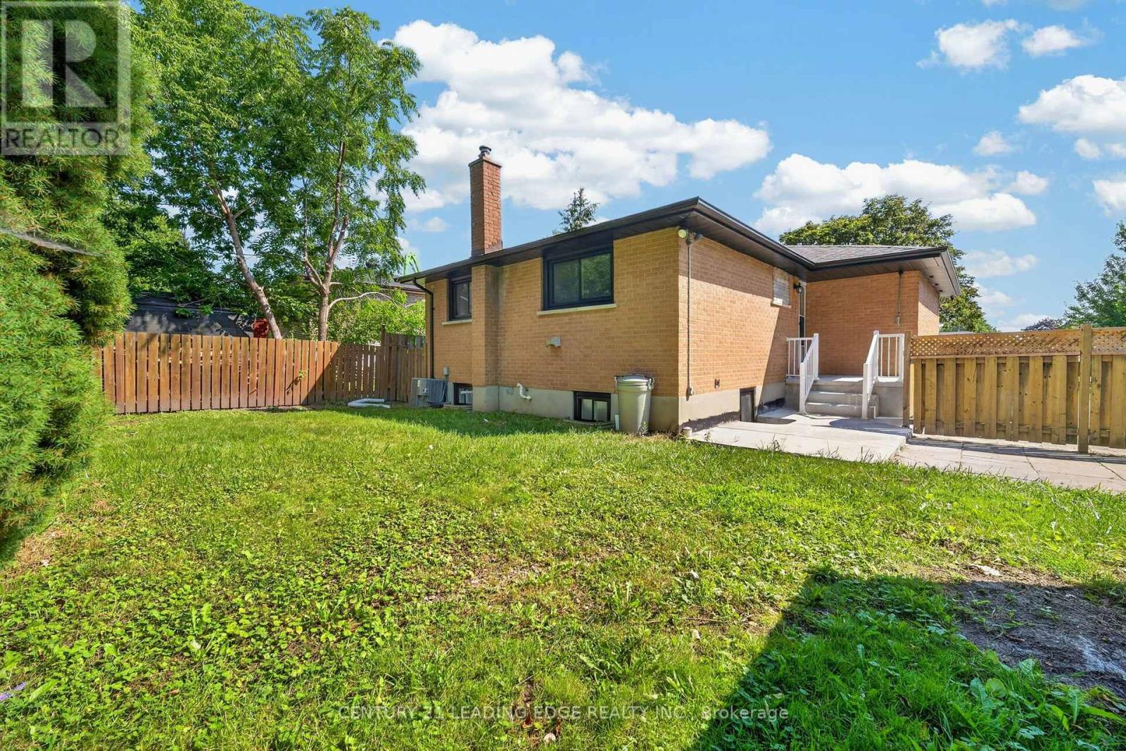 382 Fairlawn Street, Oshawa, Ontario  L1J 4R3 - Photo 47 - E13686880