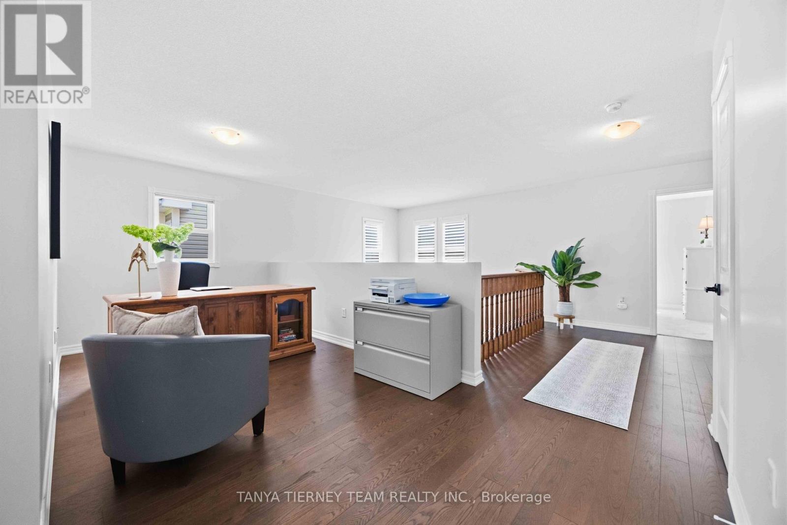 16 Waring Avenue, Whitby, Ontario  L1M 1G4 - Photo 28 - E13686920