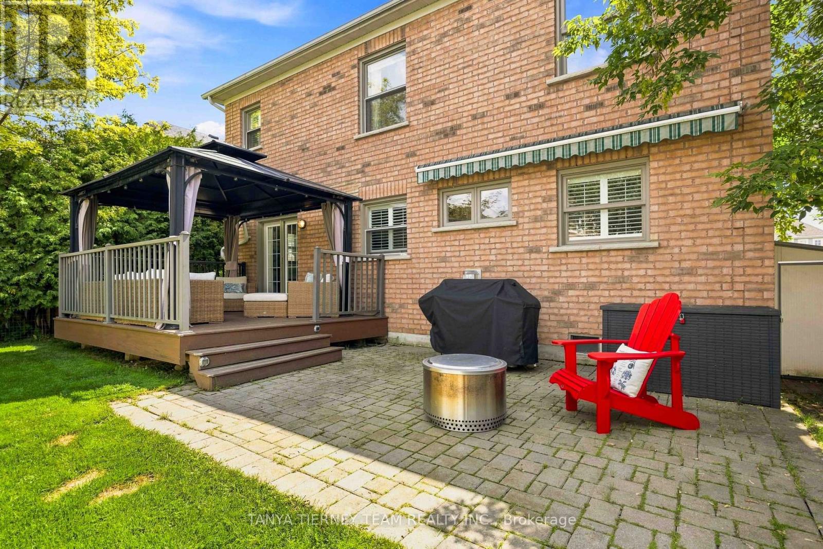 16 Waring Avenue, Whitby, Ontario  L1M 1G4 - Photo 49 - E13686920
