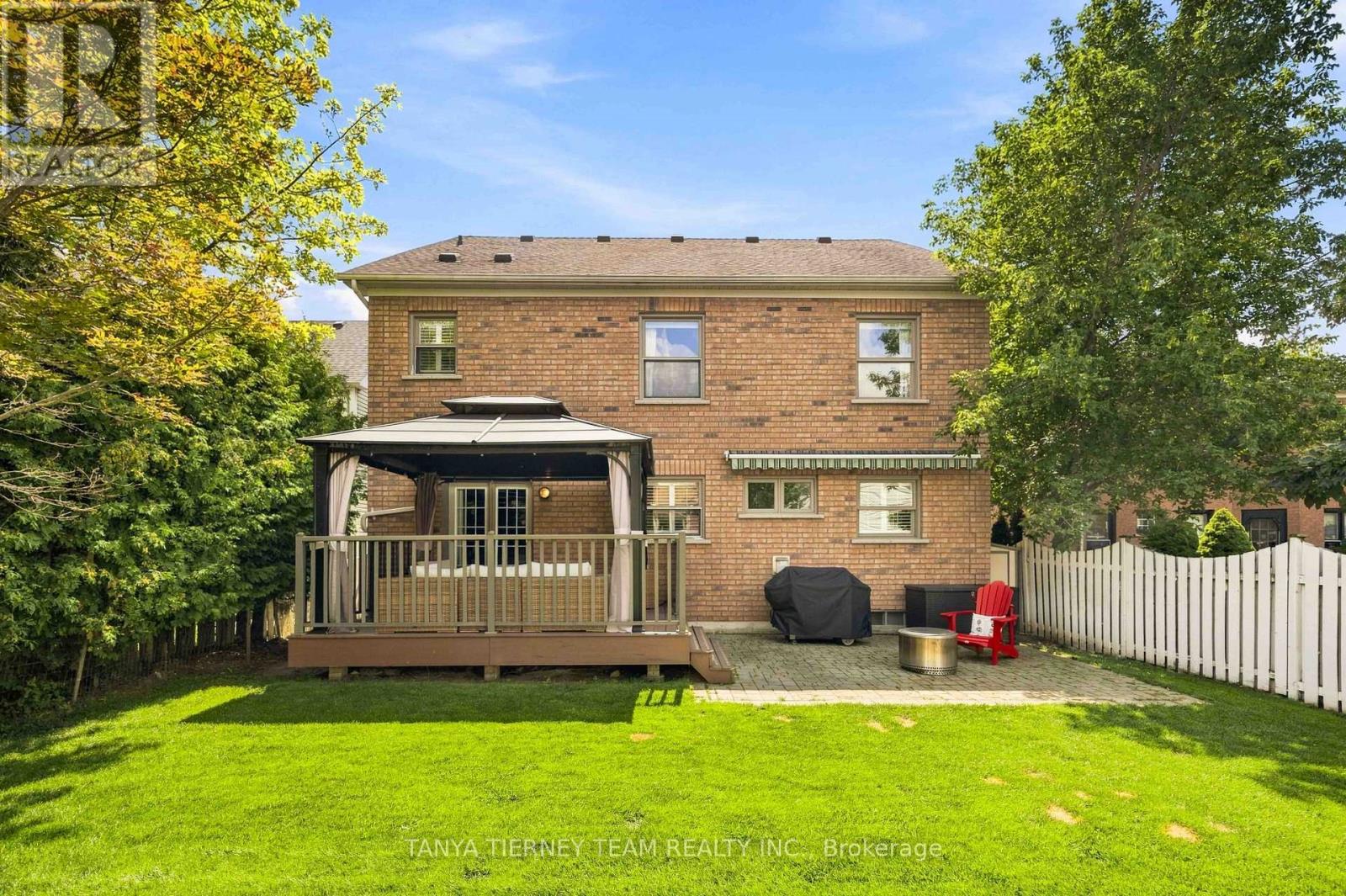 16 Waring Avenue, Whitby, Ontario  L1M 1G4 - Photo 50 - E13686920