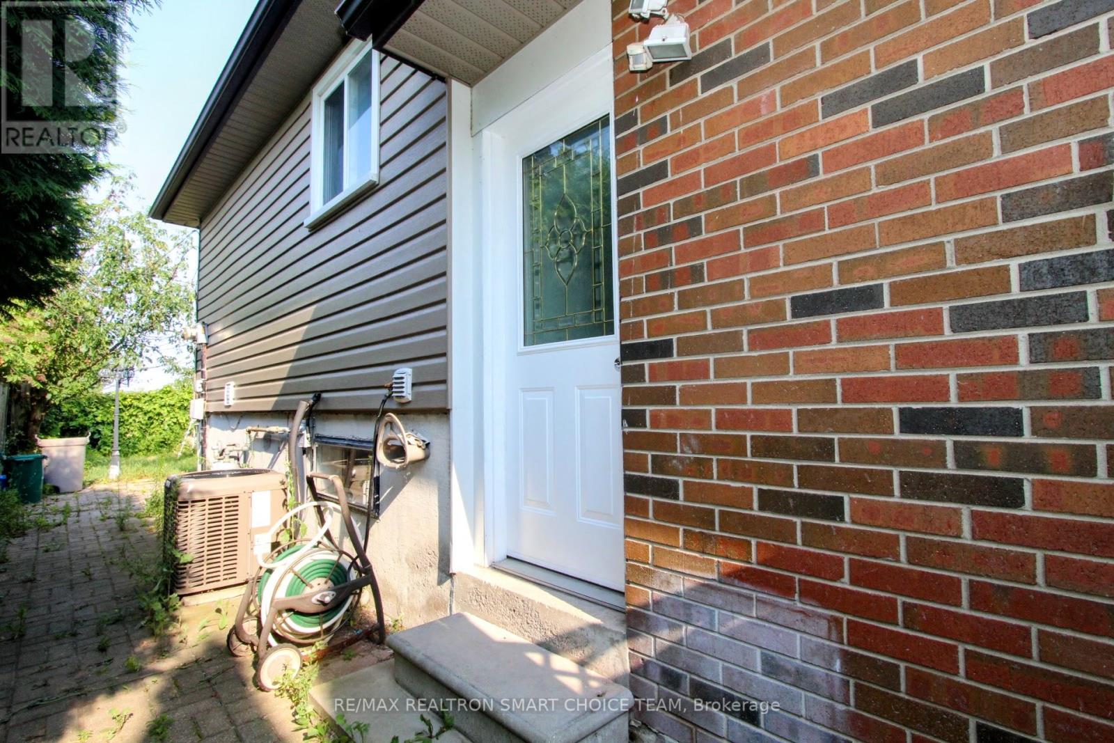 Bsmt - 45 Bryant Road, Ajax, Ontario  L1S 2Y5 - Photo 3 - E13687028