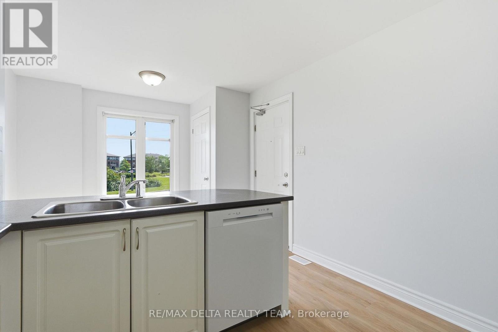 121 - 2333 Esprit Drive, Ottawa, Ontario  K4A 0T4 - Photo 5 - X13547964