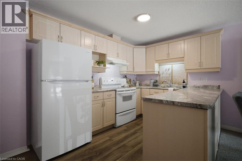 12 St Andrew Street Unit# 101, Port Dover, Ontario  N0A 1N1 - Photo 7 - 40856546