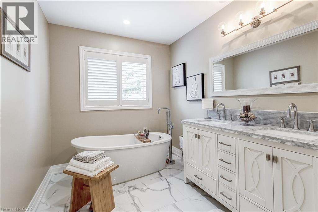2307 Woodfield Road, Oakville, Ontario  L6H 6Y7 - Photo 32 - 40856118