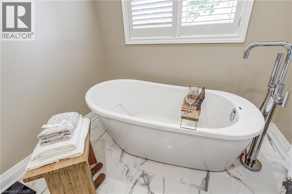 2307 Woodfield Road, Oakville, Ontario  L6H 6Y7 - Photo 34 - 40856118