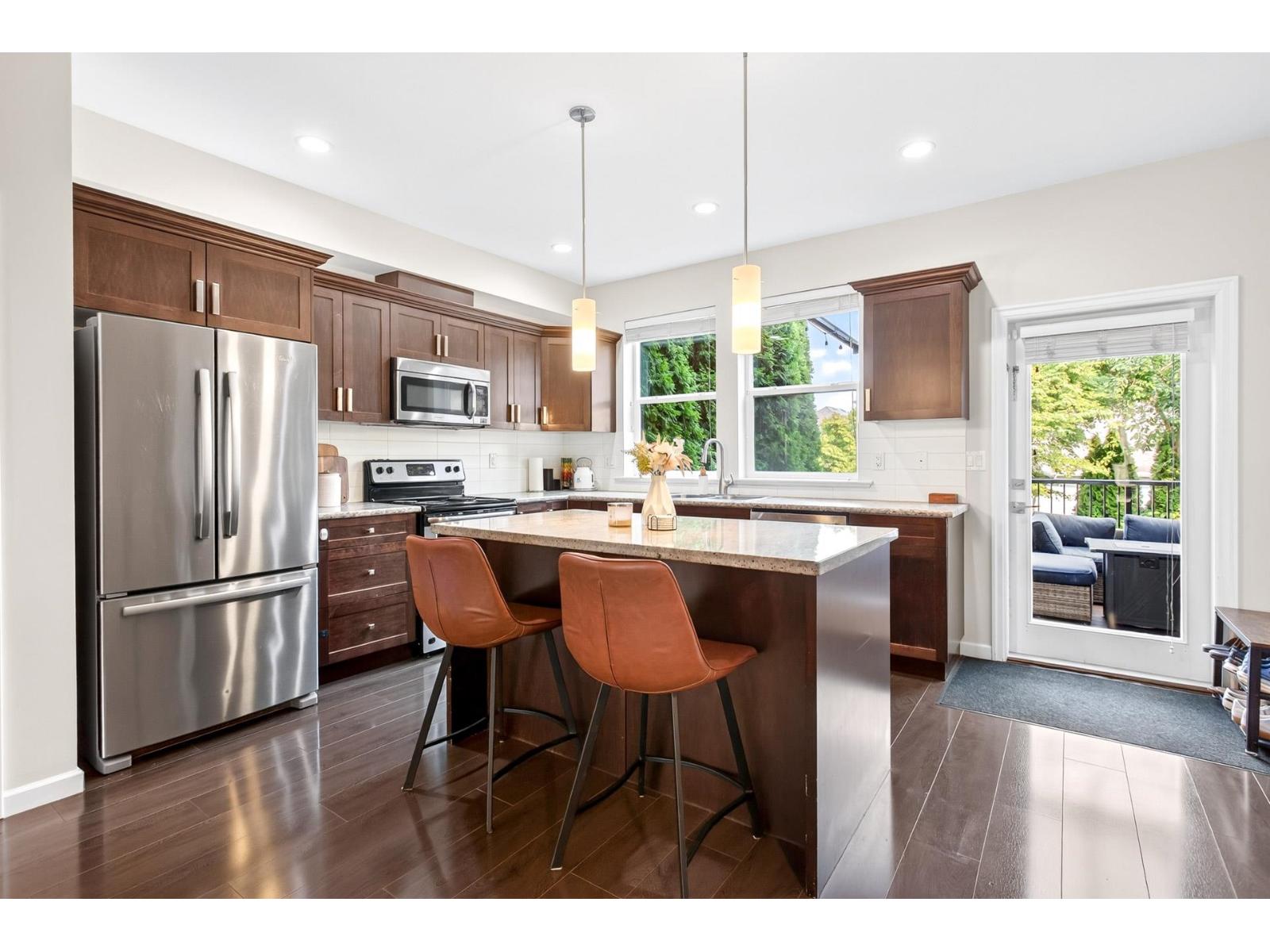 6858 208 Street, Langley, British Columbia  V2Y 0M3 - Photo 10 - R3156699