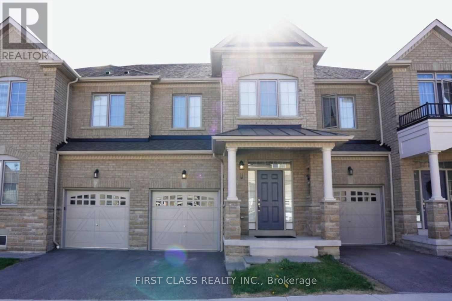 11 Twinflower Lane, Richmond Hill, Ontario  L4E 1E7 - Photo 1 - N13686788