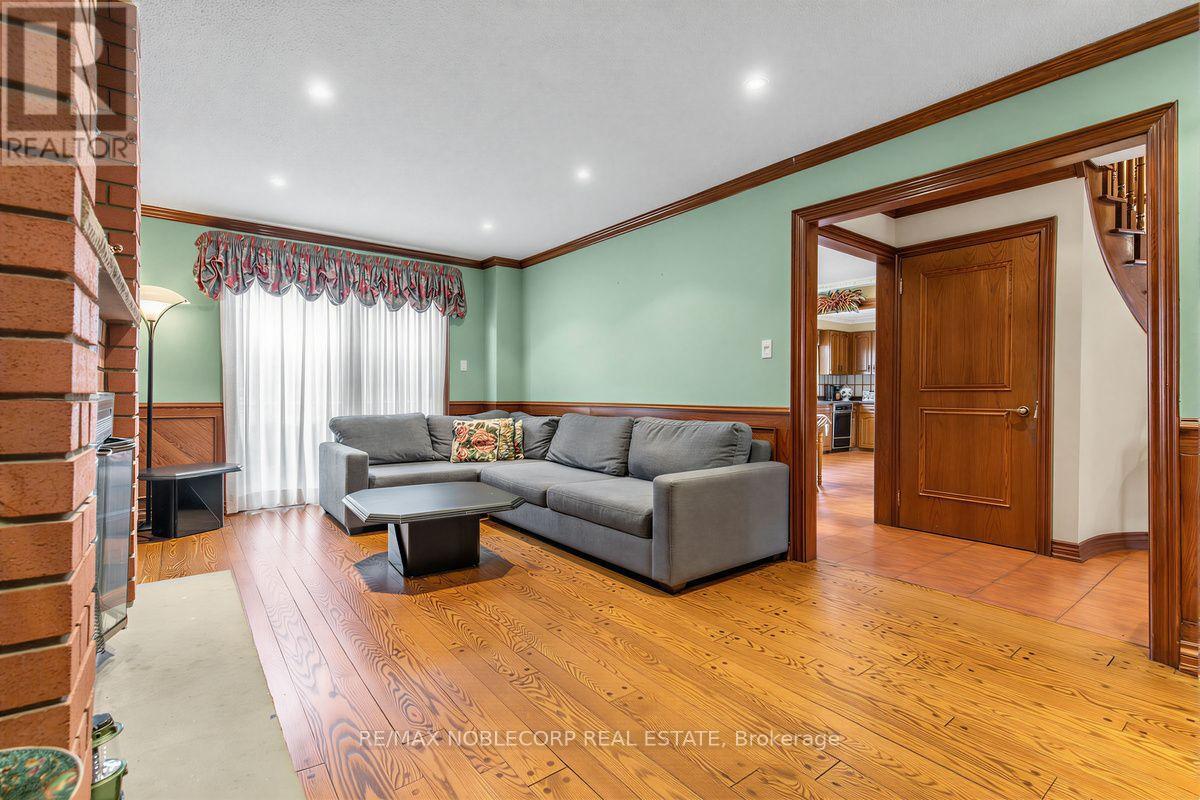 256 Airdrie Drive, Vaughan, Ontario  L4L 1C6 - Photo 20 - N13686798