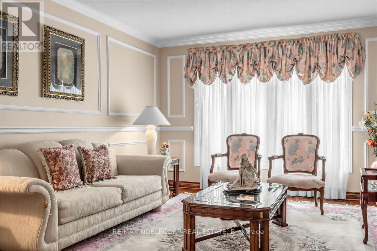 256 Airdrie Drive, Vaughan, Ontario  L4L 1C6 - Photo 23 - N13686798