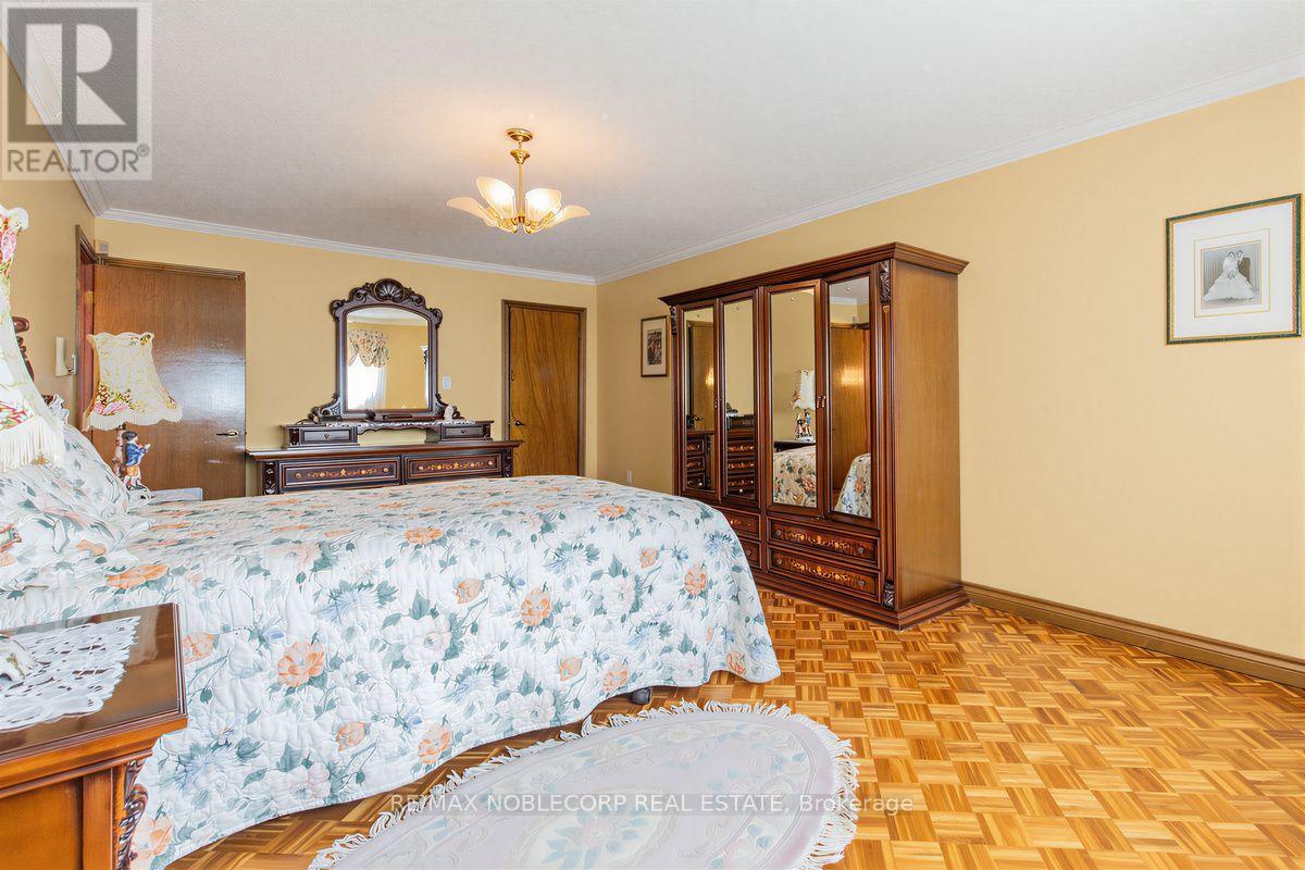 256 Airdrie Drive, Vaughan, Ontario  L4L 1C6 - Photo 27 - N13686798