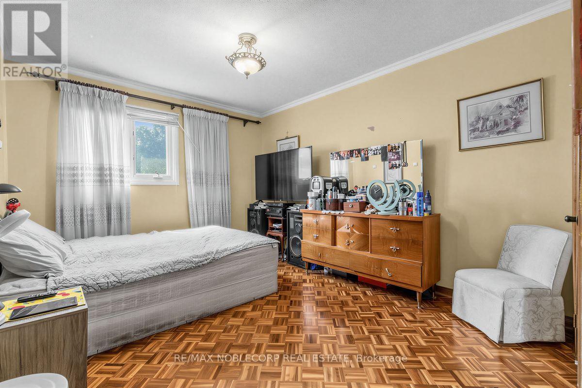 256 Airdrie Drive, Vaughan, Ontario  L4L 1C6 - Photo 32 - N13686798