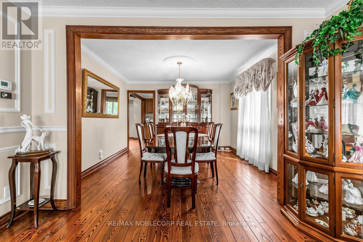256 Airdrie Drive, Vaughan, Ontario  L4L 1C6 - Photo 8 - N13686798