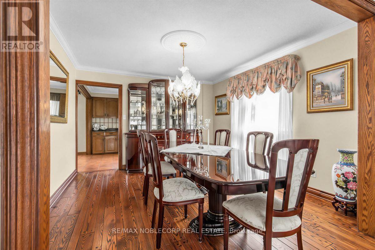 256 Airdrie Drive, Vaughan, Ontario  L4L 1C6 - Photo 9 - N13686798