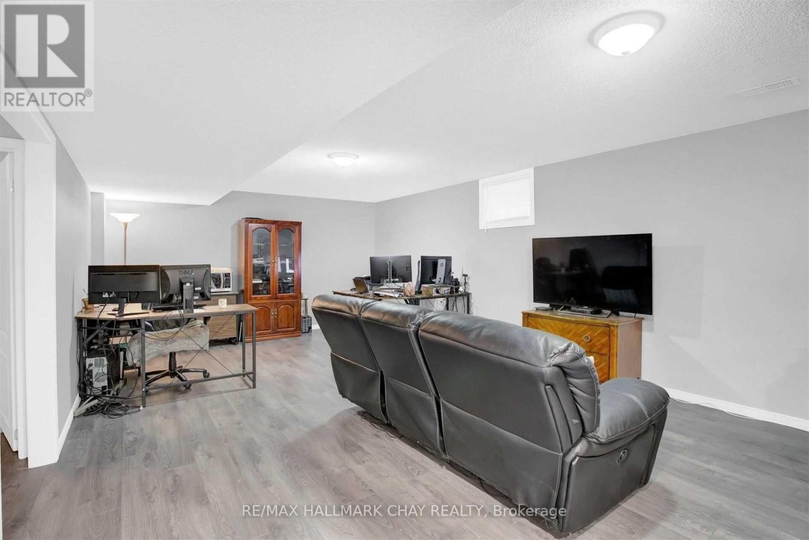 Lower - 2123 Osbond Road, Innisfil, Ontario  L9S 0B1 - Photo 3 - N13686826