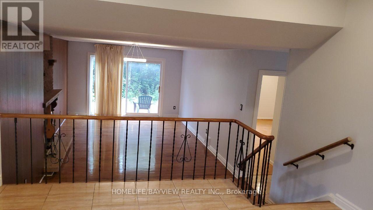 52 Wild Cherry Lane, Markham, Ontario  L3T 3T4 - Photo 14 - N13686878