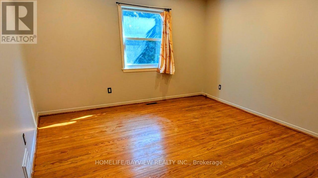 52 Wild Cherry Lane, Markham, Ontario  L3T 3T4 - Photo 19 - N13686878