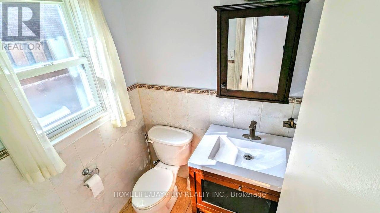 52 Wild Cherry Lane, Markham, Ontario  L3T 3T4 - Photo 23 - N13686878