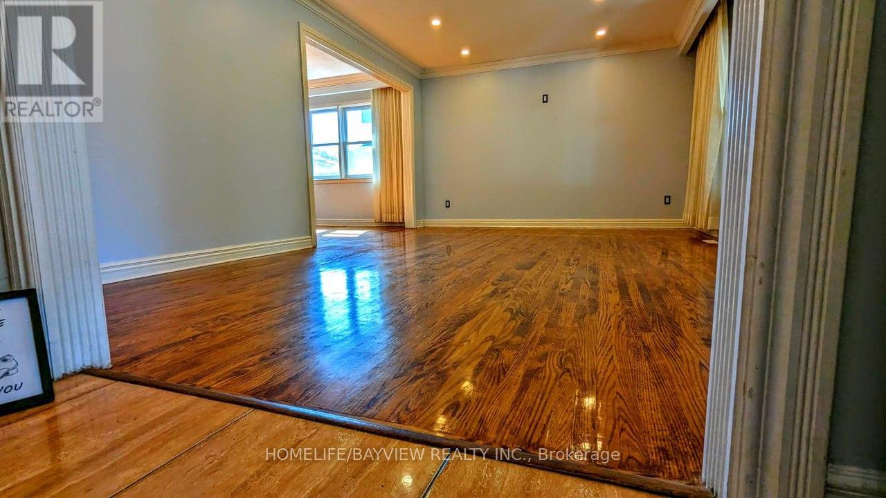 52 Wild Cherry Lane, Markham, Ontario  L3T 3T4 - Photo 5 - N13686878