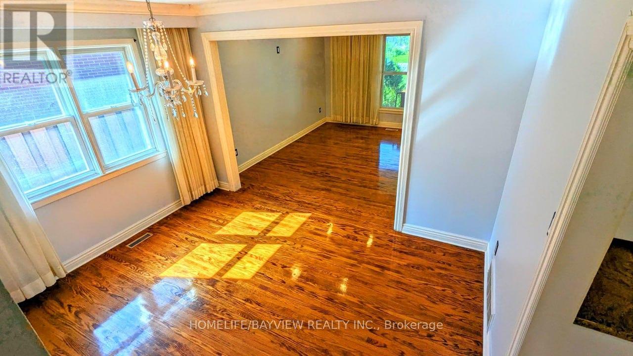 52 Wild Cherry Lane, Markham, Ontario  L3T 3T4 - Photo 9 - N13686878