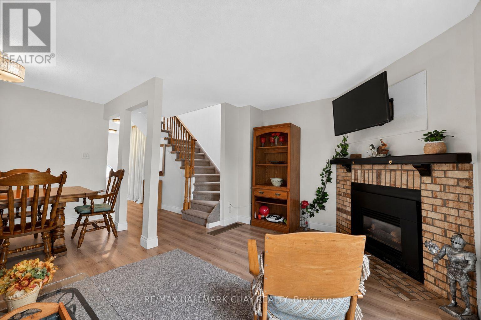31 Harmony Circle, Bradford West Gwillimbury (Bradford), Ontario  L3Z 2T8 - Photo 10 - N13686916