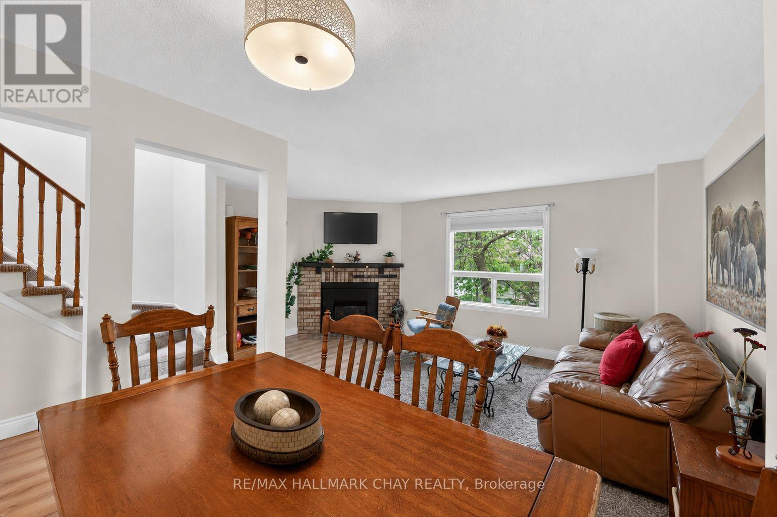 31 Harmony Circle, Bradford West Gwillimbury (Bradford), Ontario  L3Z 2T8 - Photo 11 - N13686916