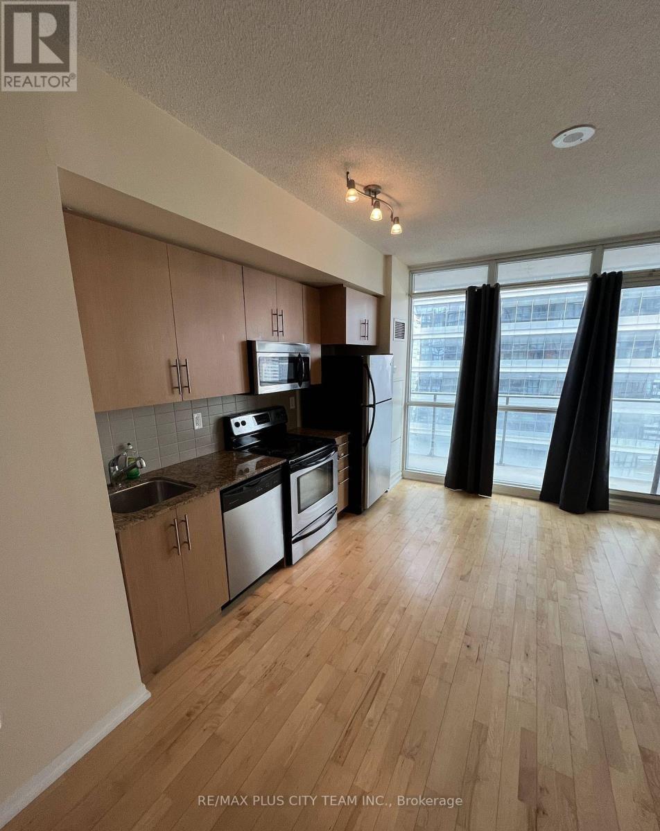 2206 - 65 Bremner Boulevard, Toronto, Ontario  M5J 0A7 - Photo 3 - C13534180