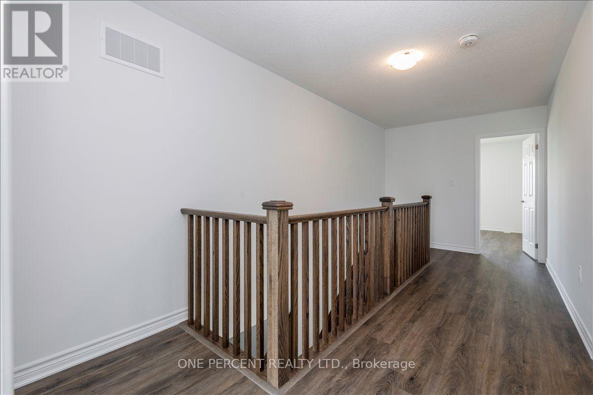 16 Pearen Lane, Barrie, Ontario  L9J 0Z7 - Photo 20 - S13686786