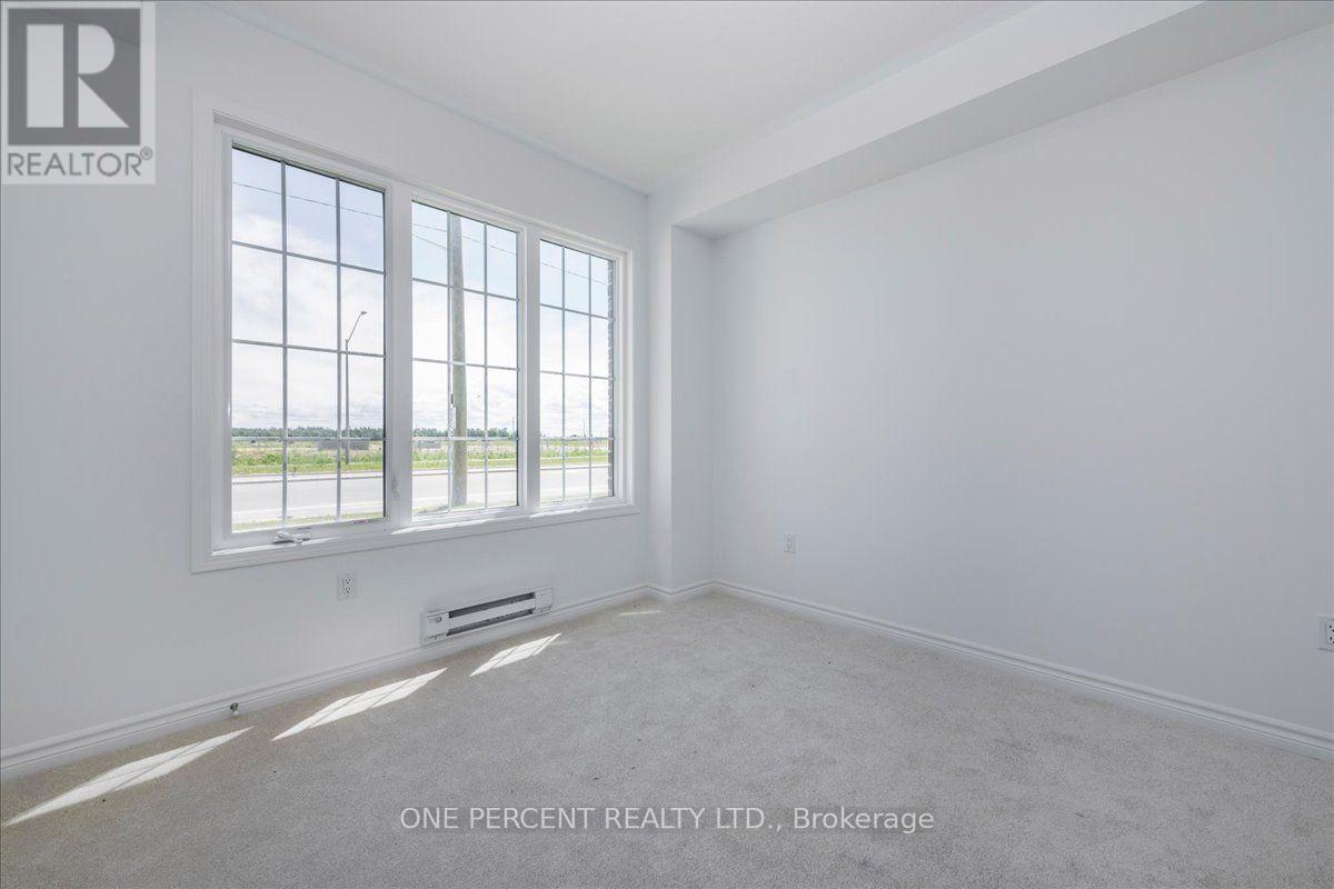 16 Pearen Lane, Barrie, Ontario  L9J 0Z7 - Photo 9 - S13686786