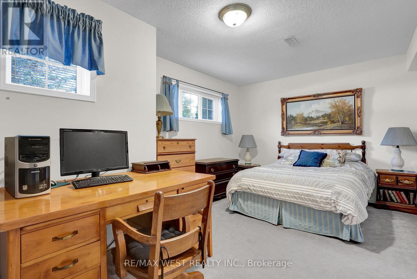 11 Bay Court, Wasaga Beach, Ontario  L9Z 1P7 - Photo 9 - S13686948