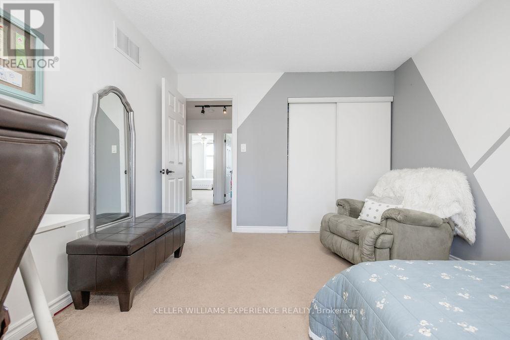 27 Michelle Drive, Barrie (Painswick South), Ontario  L4N 5Y4 - Photo 21 - S13687024