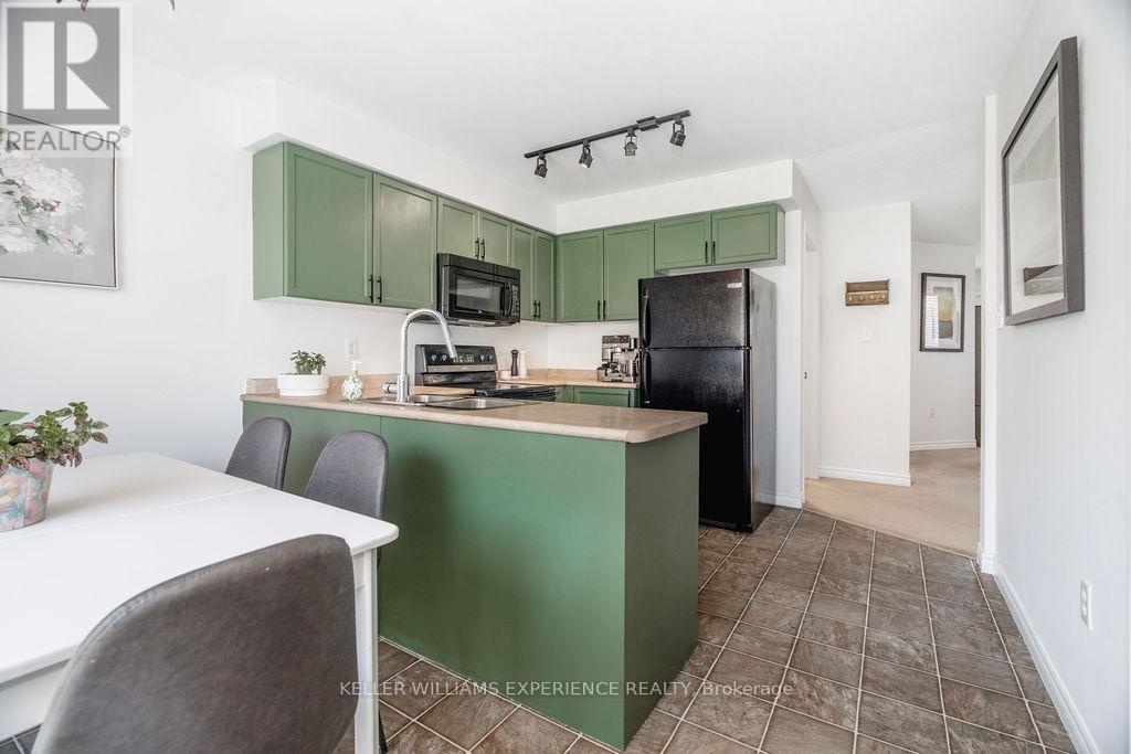 27 Michelle Drive, Barrie (Painswick South), Ontario  L4N 5Y4 - Photo 8 - S13687024
