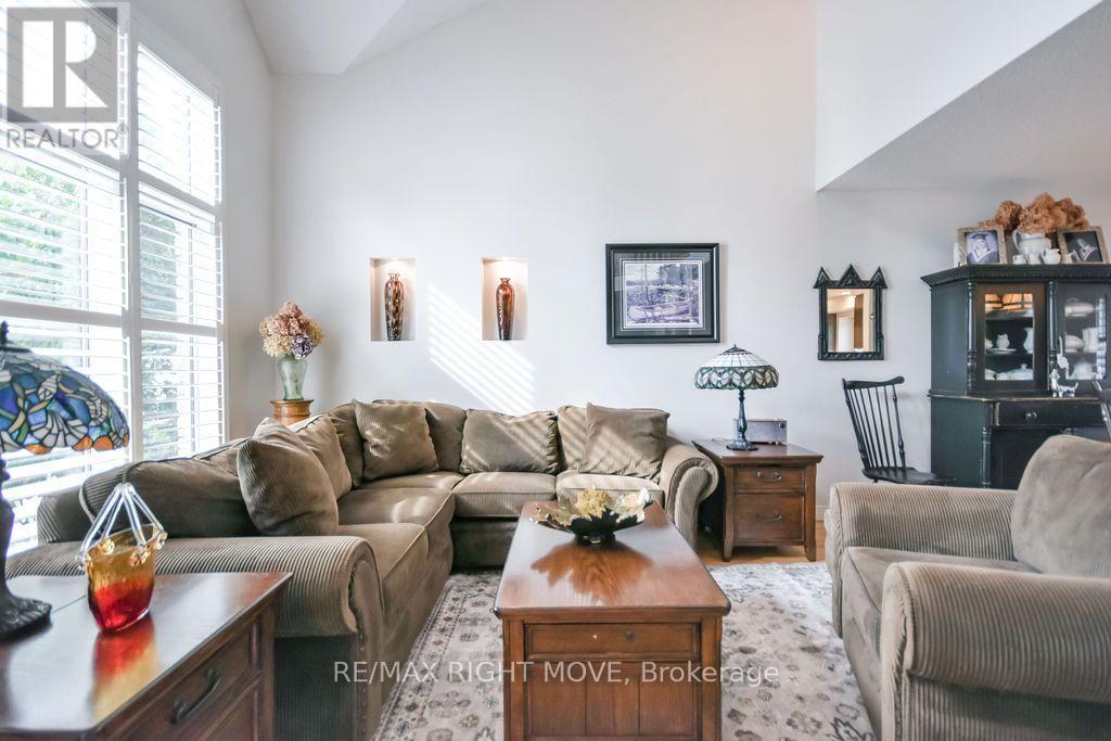 2640 Westshore Crescent, Severn, Ontario  L3V 0V8 - Photo 3 - S13687032