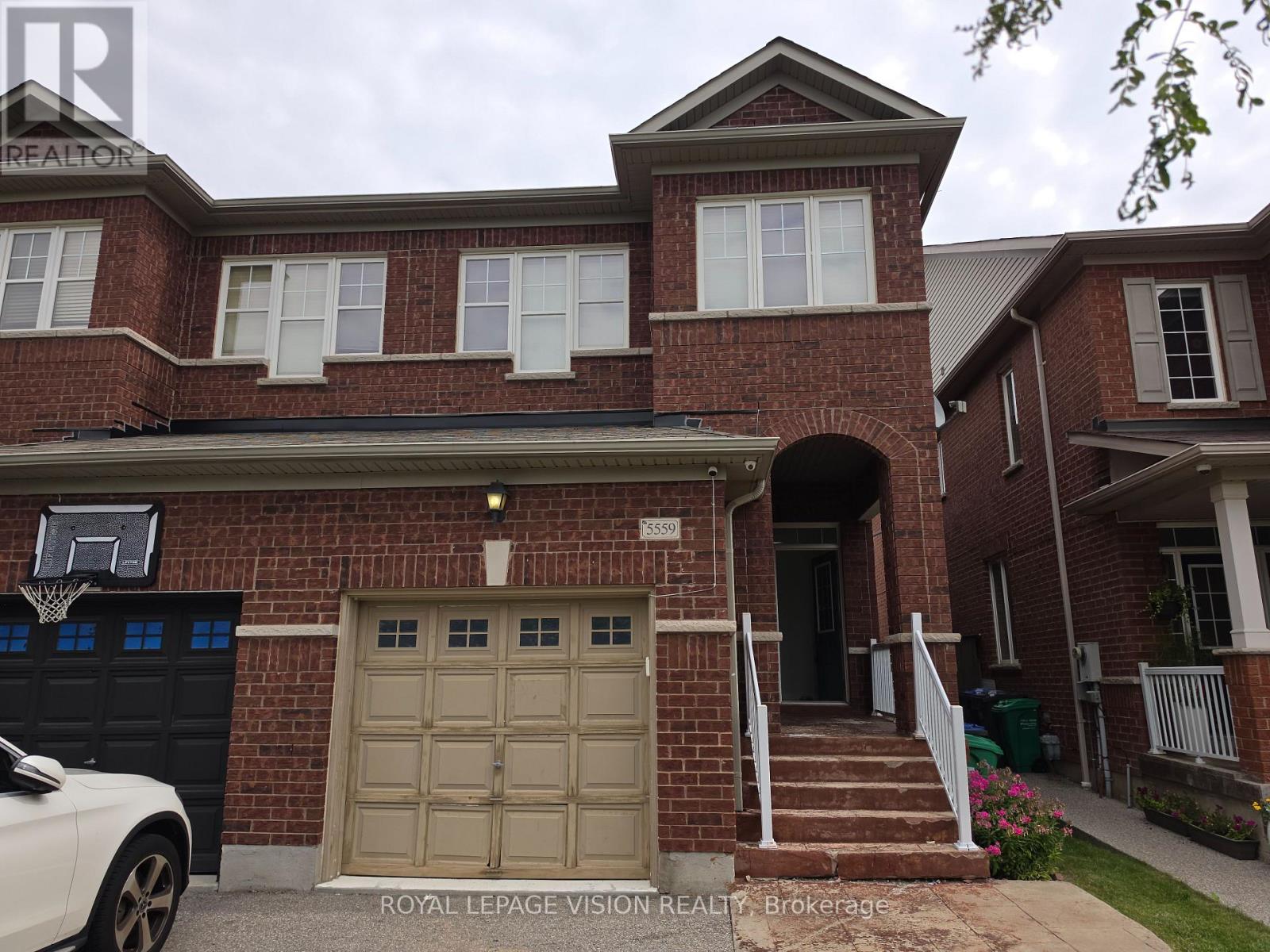 5559 BONNIE STREET, Mississauga, Ontario