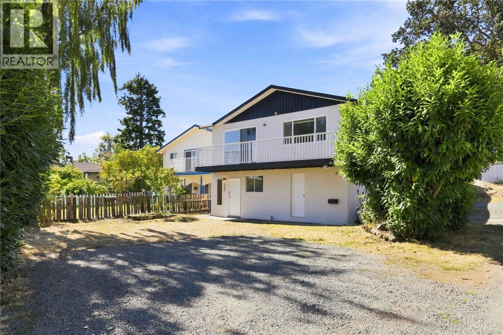 2940 Cedar Hill Rd, Victoria, British Columbia