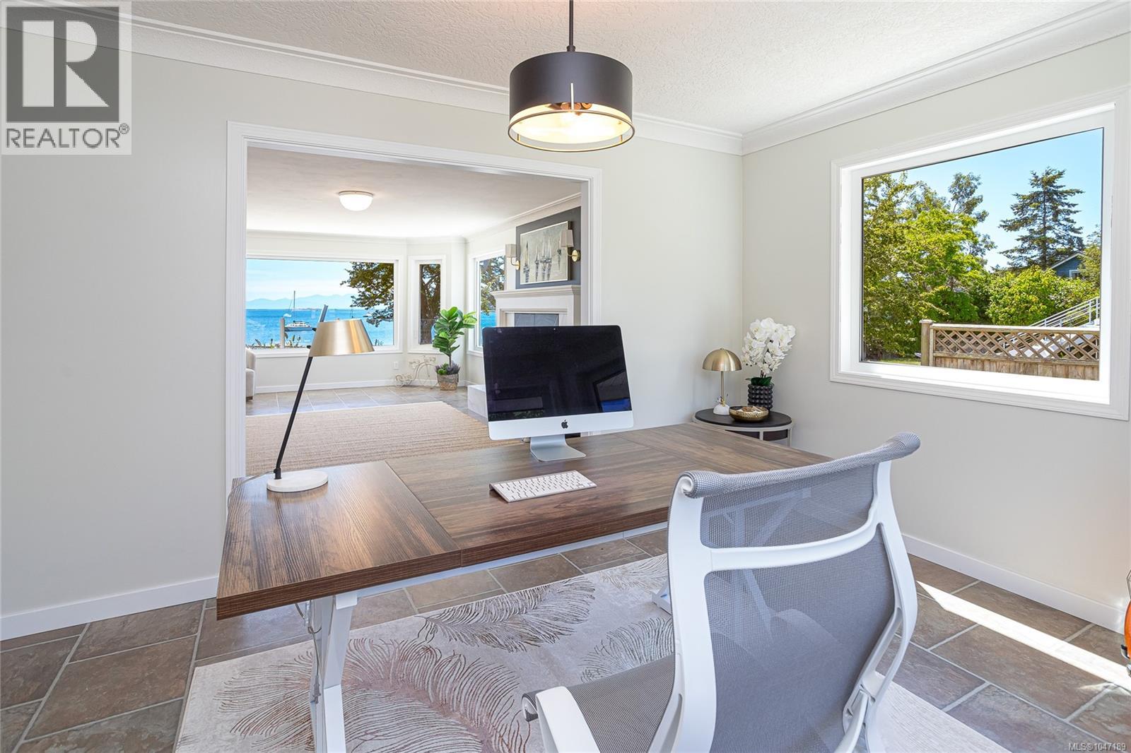 3905b Cadboro Bay Rd, Saanich, British Columbia  V8N 4G3 - Photo 14 - 1047189