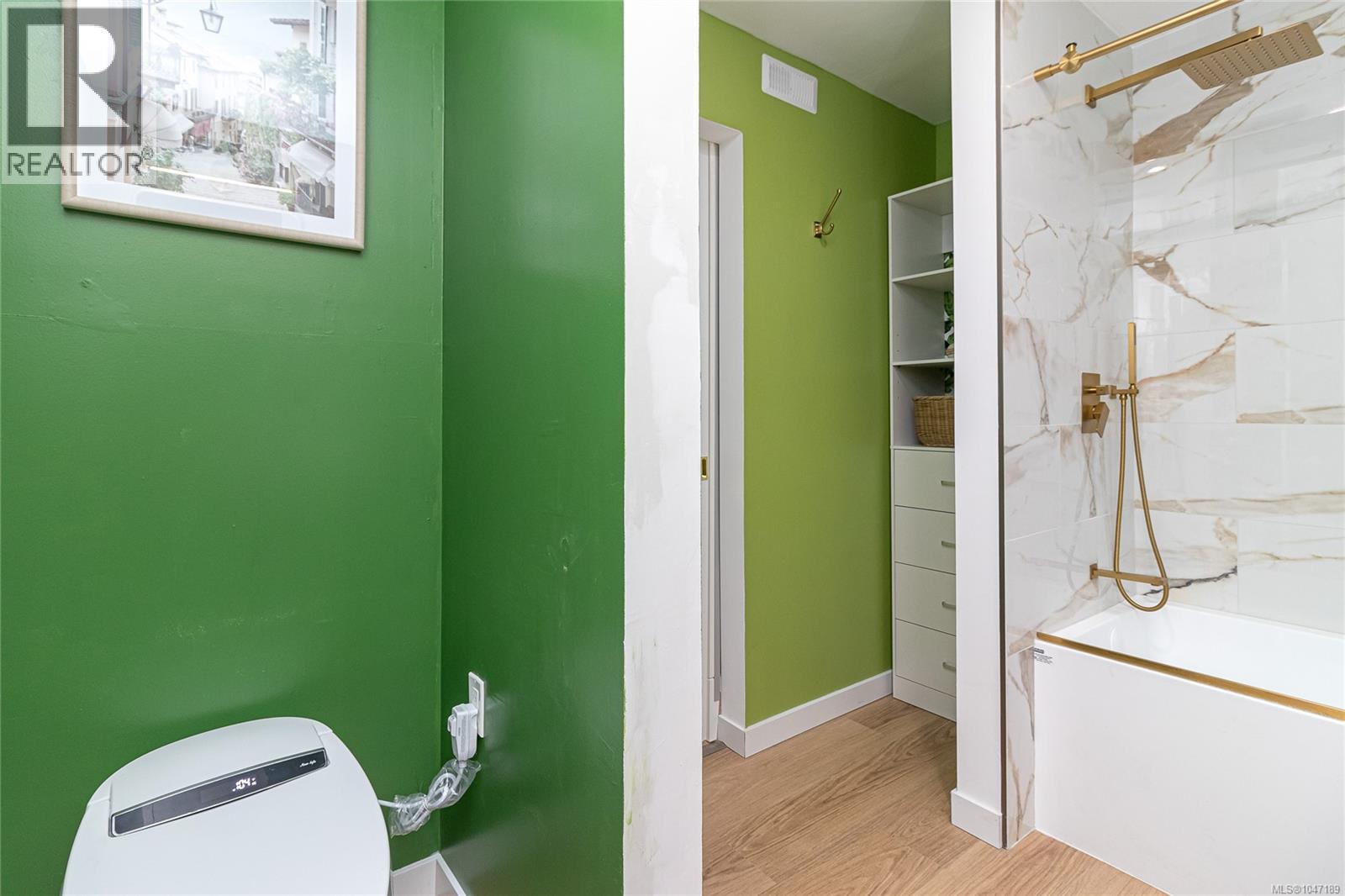 3905b Cadboro Bay Rd, Saanich, British Columbia  V8N 4G3 - Photo 40 - 1047189