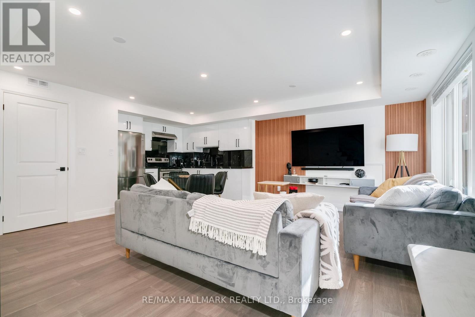 129 - 11 Foundry Avenue, Toronto, Ontario  M6H 0B7 - Photo 4 - W13686868