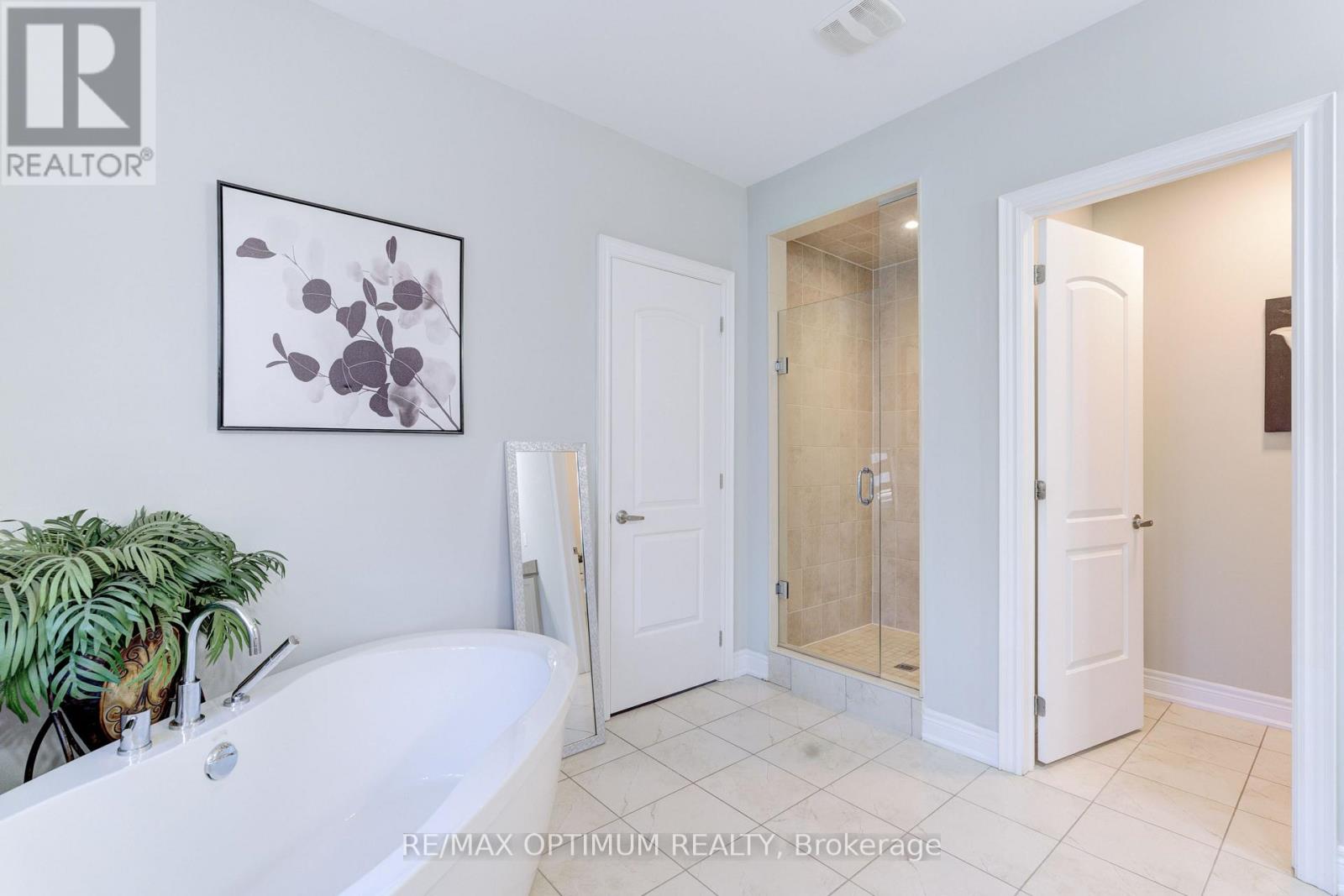 8 Lyle Way, Brampton, Ontario  L6X 5P8 - Photo 22 - W13686876