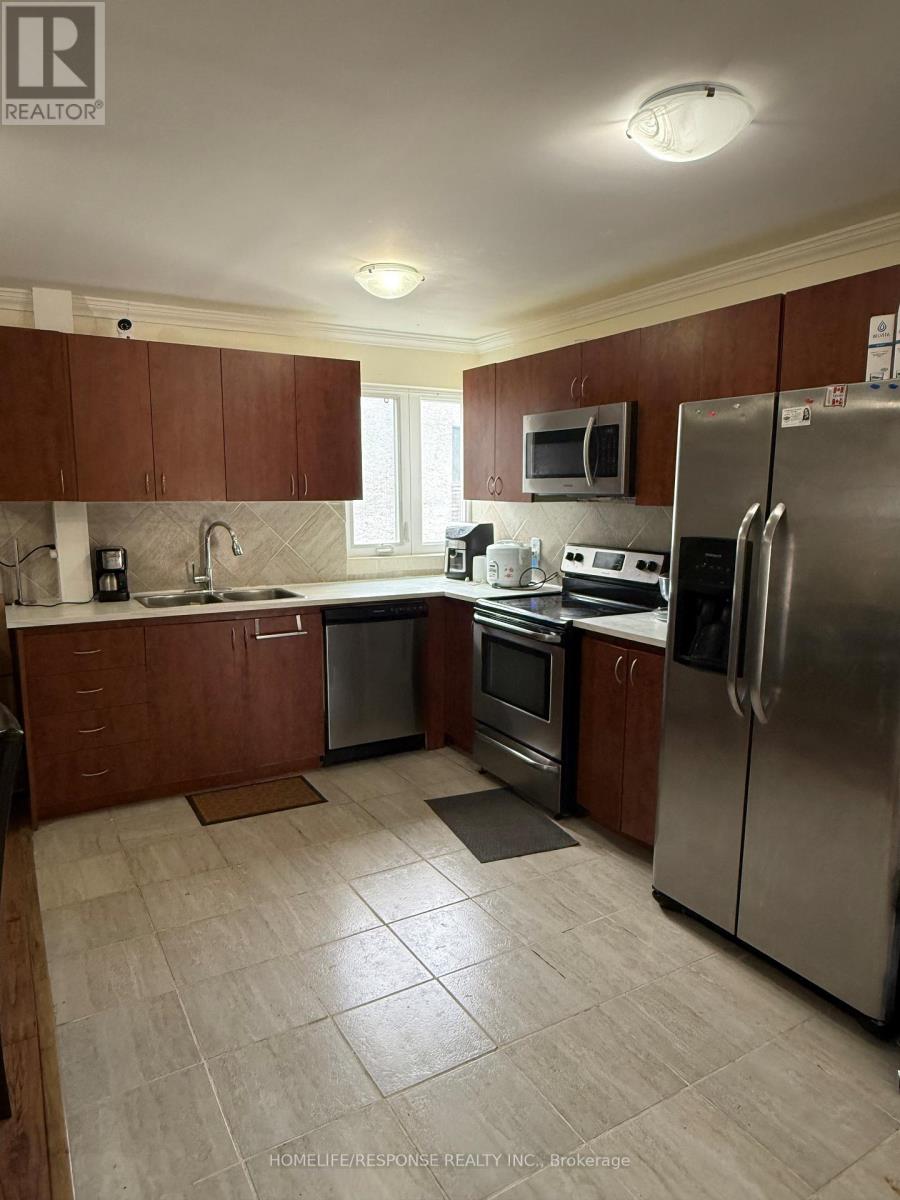 158 - 1055 Dundas Street E, Mississauga, Ontario  L4Y 3X6 - Photo 3 - W13686970