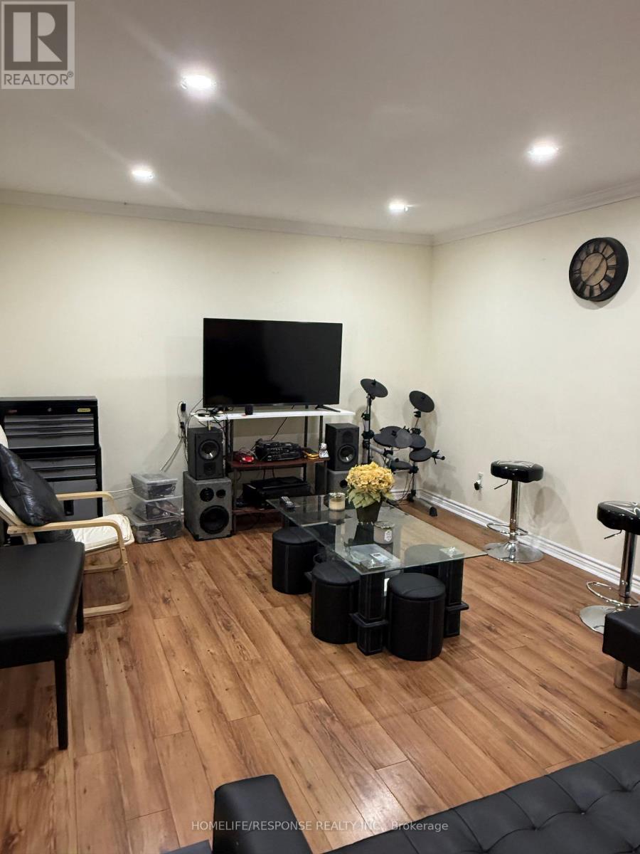 158 - 1055 Dundas Street E, Mississauga, Ontario  L4Y 3X6 - Photo 8 - W13686970