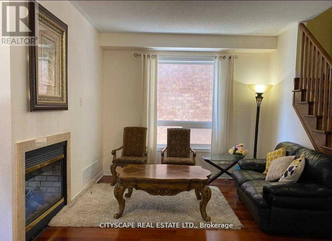 Main - 30 Sea Lion Road, Brampton, Ontario  L6V 4P8 - Photo 5 - W13686972