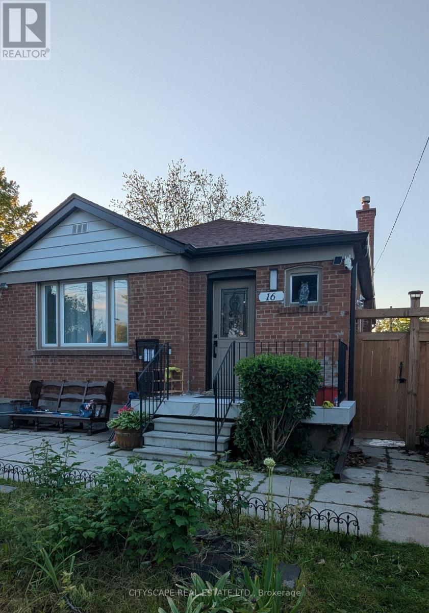 Basement - 16 Melody Road, Toronto, Ontario  M9M 1C7 - Photo 1 - W13687036
