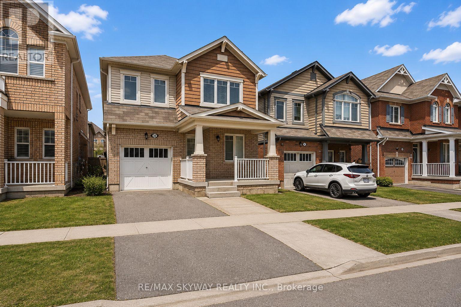 92 Stedford Crescent, Brampton, Ontario  L7A 4P7 - Photo 2 - W13687050