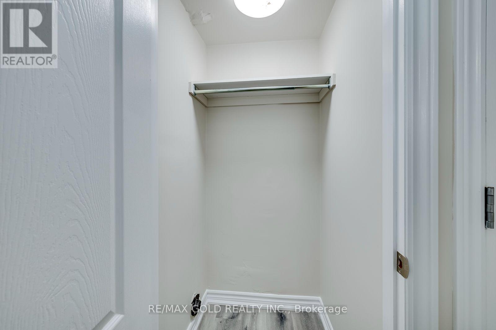 911 Golden Farmer Way, Mississauga, Ontario  L5W 1A8 - Photo 40 - W13687054