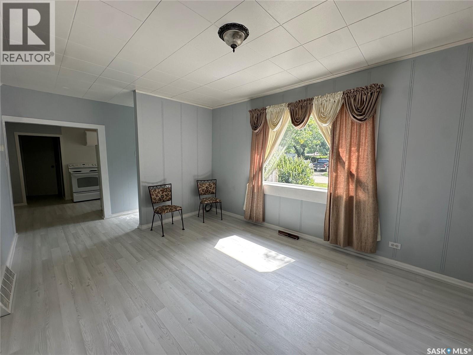 302 Morken Street, Sturgis, Saskatchewan  S0A 4A0 - Photo 12 - SK045880