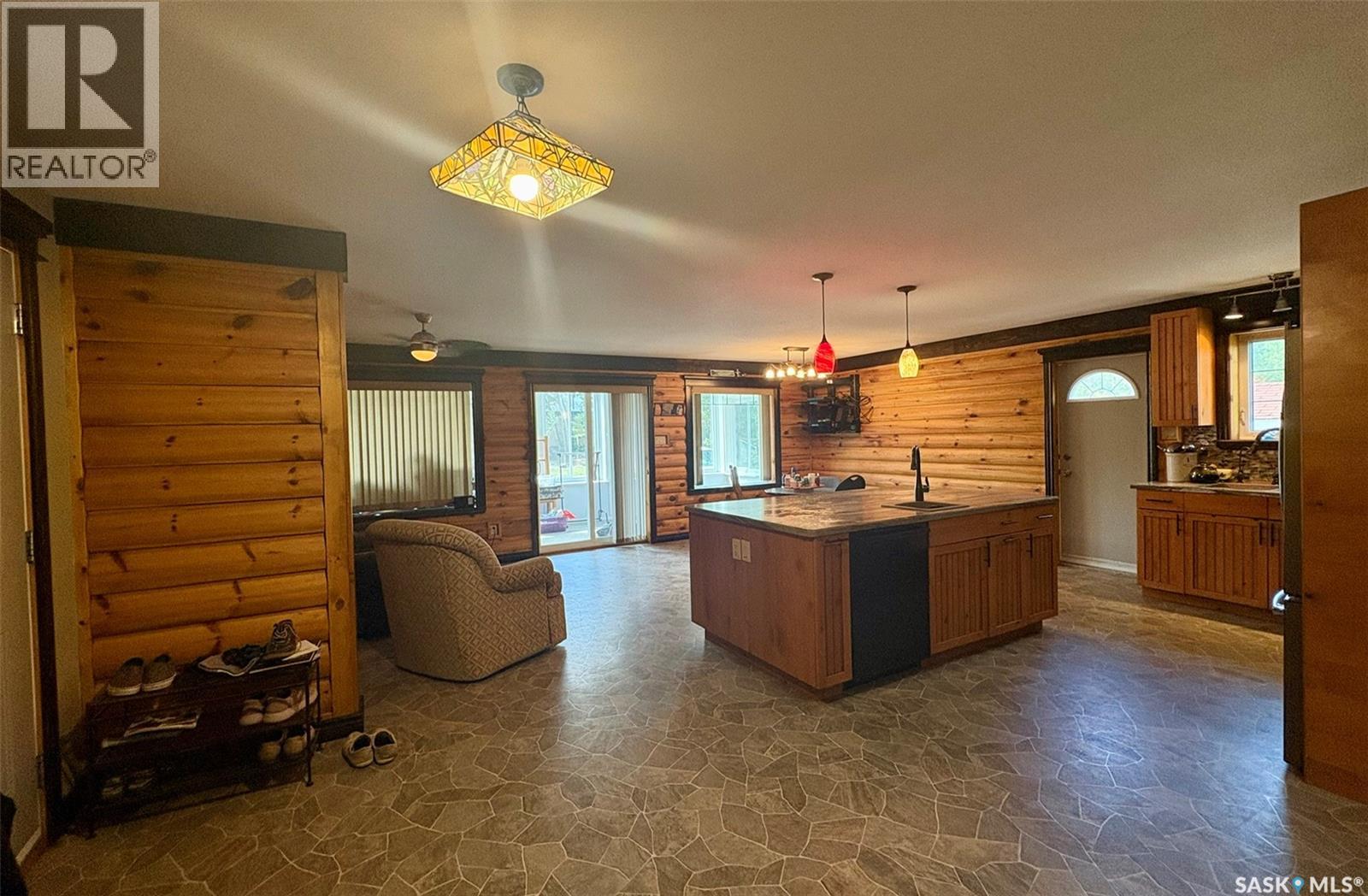 964 Whitesand Avenue, Good Spirit Lake, Saskatchewan  S0A 0L1 - Photo 3 - SK045819