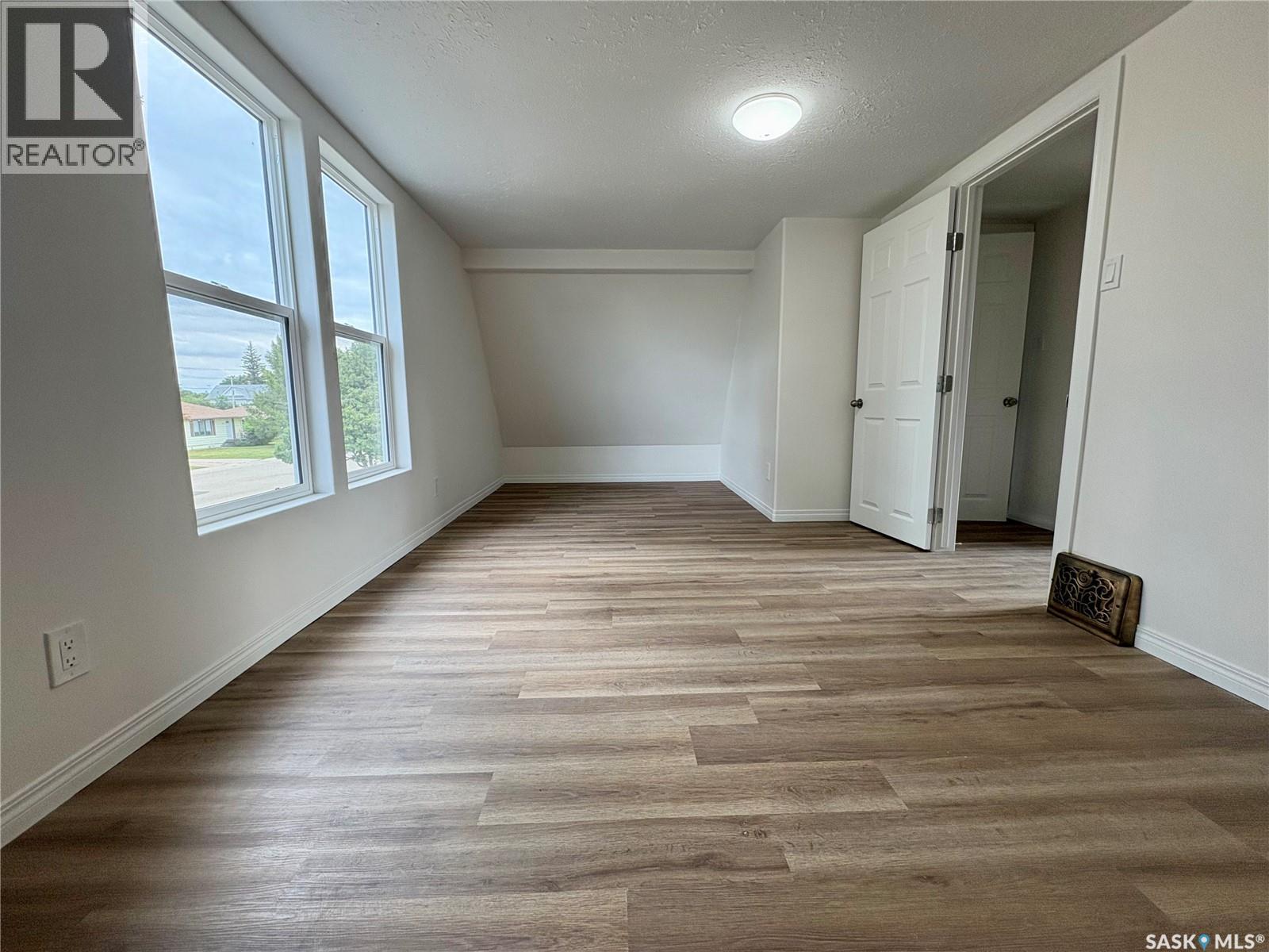 214 Thomson Street, Outlook, Saskatchewan  S0L 2N0 - Photo 17 - SK045778