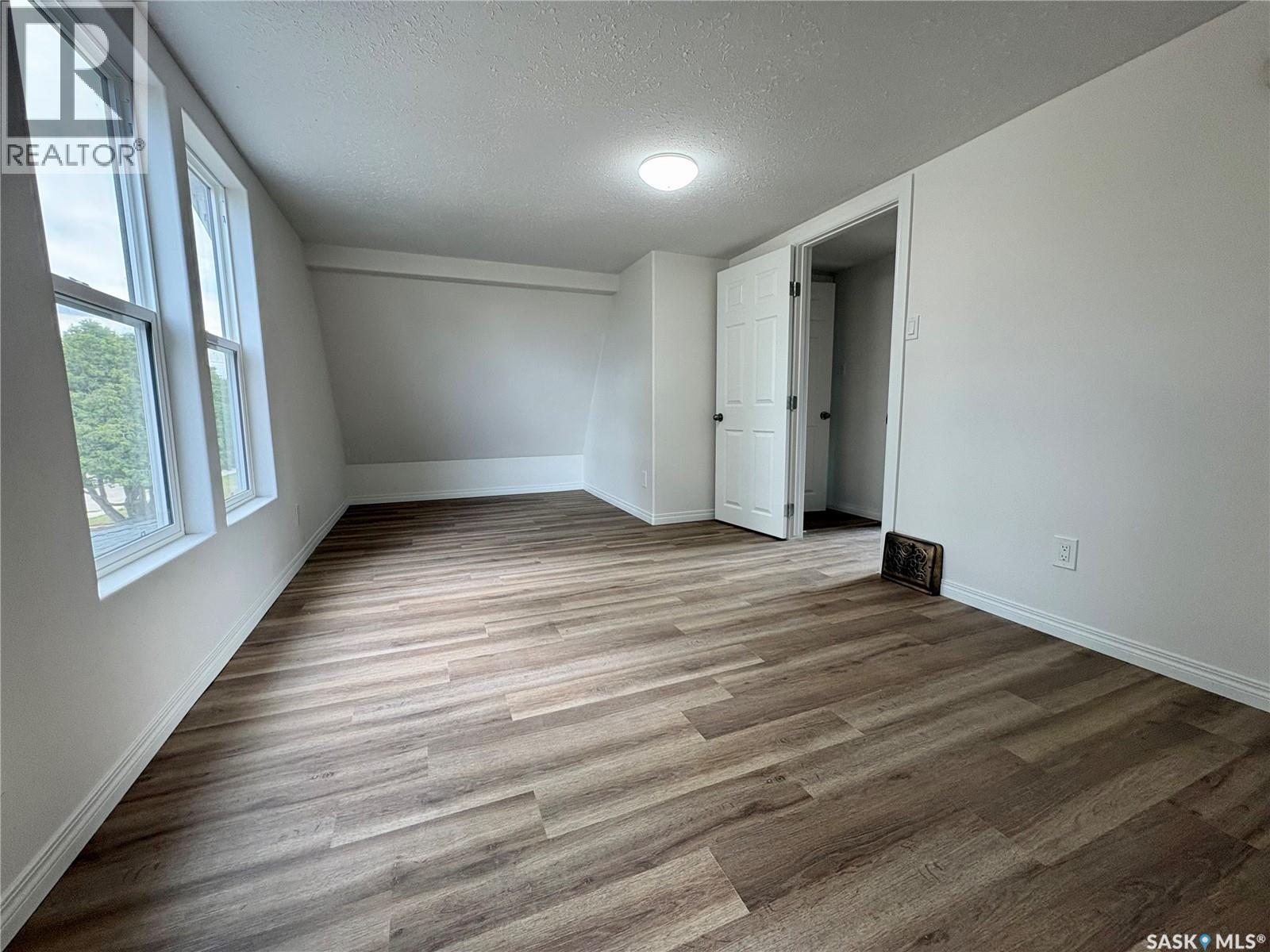 214 Thomson Street, Outlook, Saskatchewan  S0L 2N0 - Photo 18 - SK045778