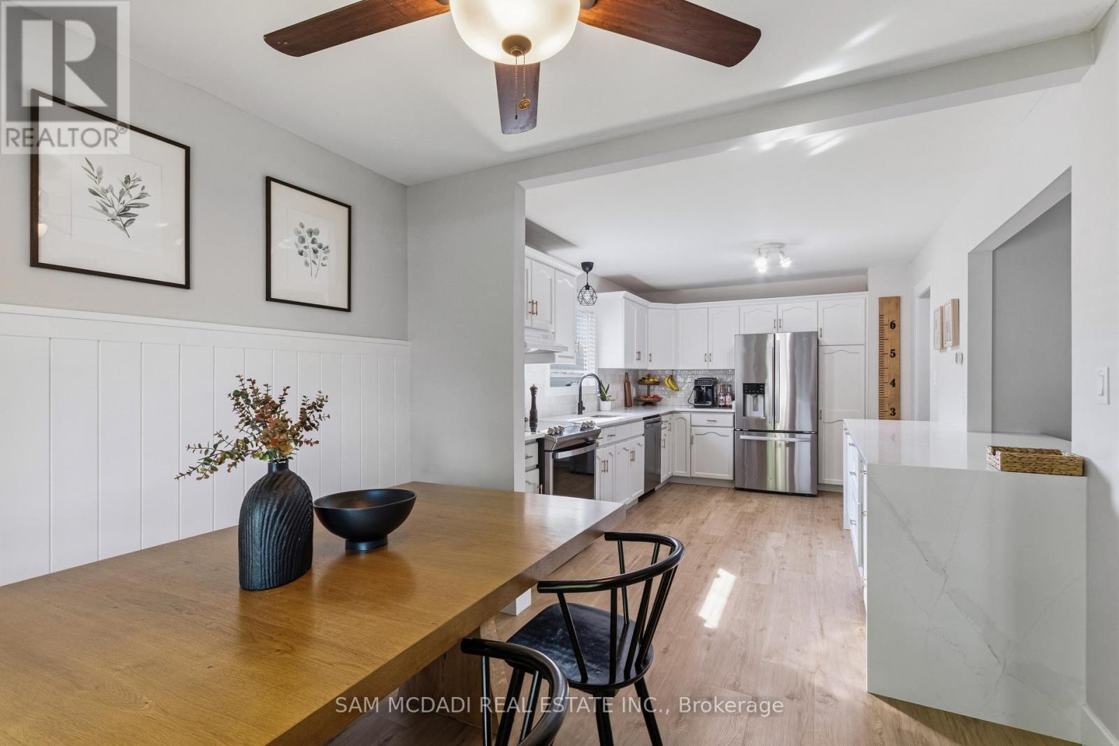 32 Milverton Close, Hamilton, Ontario  L8B 0A9 - Photo 11 - X13686750