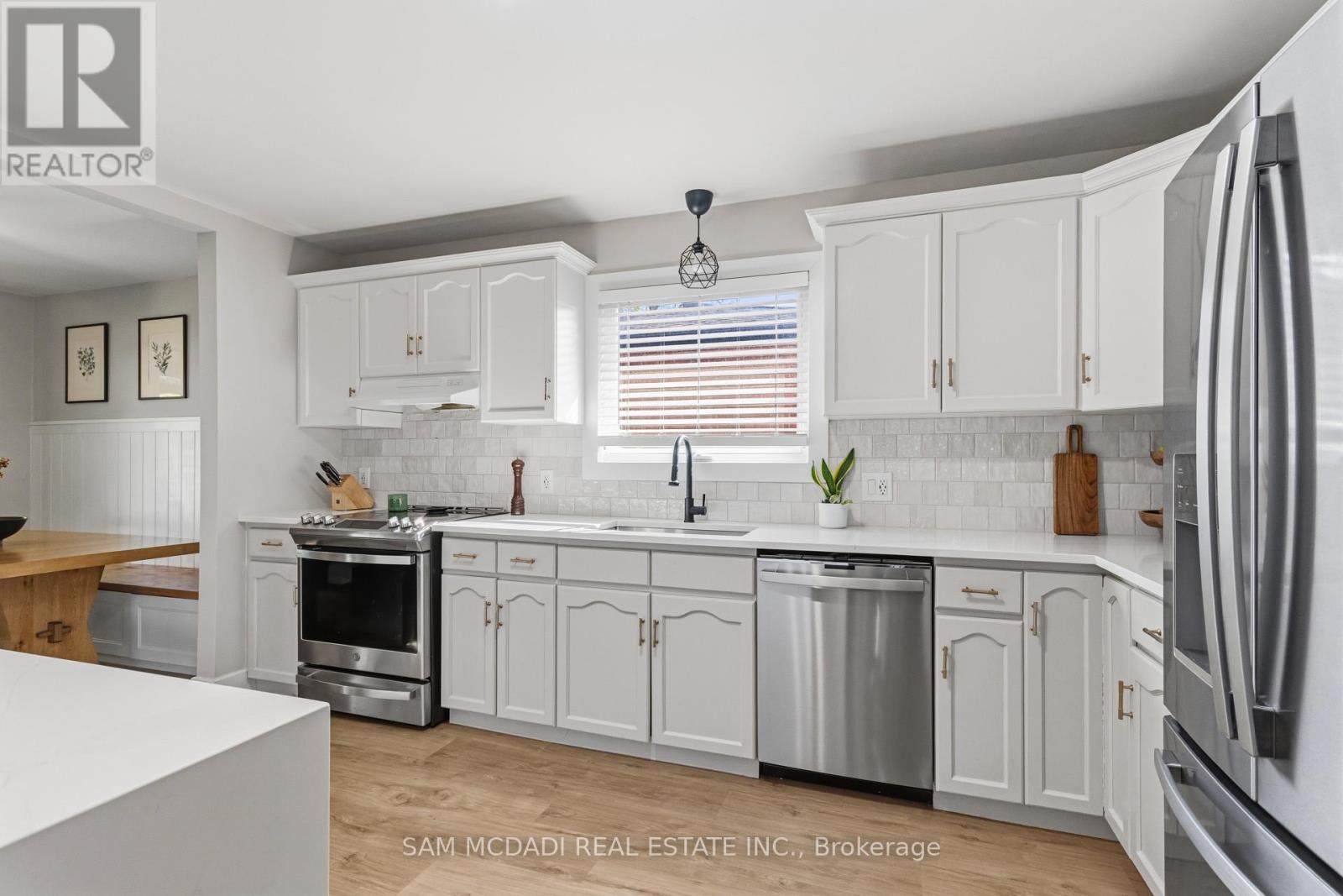 32 Milverton Close, Hamilton, Ontario  L8B 0A9 - Photo 13 - X13686750